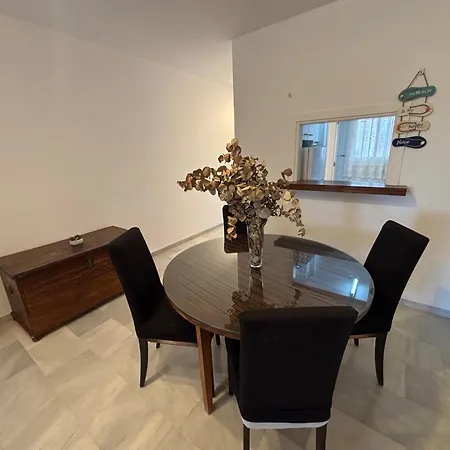 Ola Blanca Carihuela Апартаменты Торремолинос