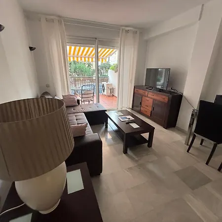 Апартаменты Ola Blanca Carihuela *