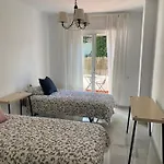 Ola Blanca Carihuela *